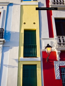 La Casa Estrecha, San Juan