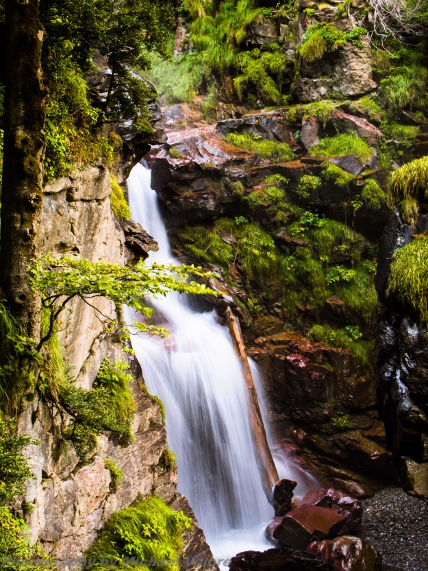 River Larri - Spain - Ordesa - Hiking - Waterfall - Valore